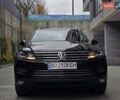 Черный Фольксваген Туарег, объемом двигателя 3 л и пробегом 180 тыс. км за 15499 $, фото 6 на Automoto.ua