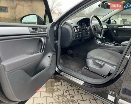 Черный Фольксваген Туарег, объемом двигателя 3 л и пробегом 159 тыс. км за 17500 $, фото 9 на Automoto.ua