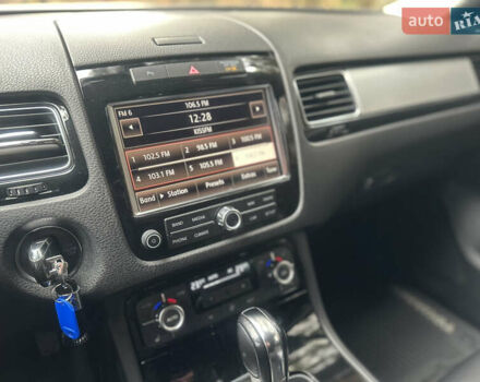 Черный Фольксваген Туарег, объемом двигателя 2.97 л и пробегом 256 тыс. км за 17900 $, фото 18 на Automoto.ua