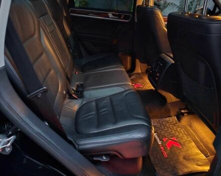 Чорний Фольксваген Туарег, об'ємом двигуна 3 л та пробігом 180 тис. км за 14499 $, фото 17 на Automoto.ua