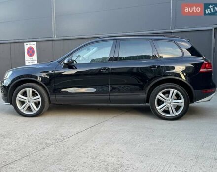 Чорний Фольксваген Туарег, об'ємом двигуна 3 л та пробігом 236 тис. км за 20750 $, фото 48 на Automoto.ua