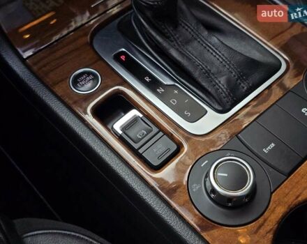 Черный Фольксваген Туарег, объемом двигателя 3 л и пробегом 180 тыс. км за 15499 $, фото 40 на Automoto.ua