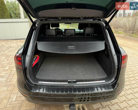 Чорний Фольксваген Туарег, об'ємом двигуна 2.97 л та пробігом 230 тис. км за 19999 $, фото 8 на Automoto.ua