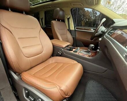 Черный Фольксваген Туарег, объемом двигателя 3.6 л и пробегом 290 тыс. км за 15200 $, фото 18 на Automoto.ua