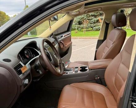 Черный Фольксваген Туарег, объемом двигателя 3.6 л и пробегом 290 тыс. км за 15200 $, фото 30 на Automoto.ua