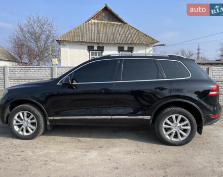 Чорний Фольксваген Туарег, об'ємом двигуна 2.97 л та пробігом 335 тис. км за 17200 $, фото 4 на Automoto.ua