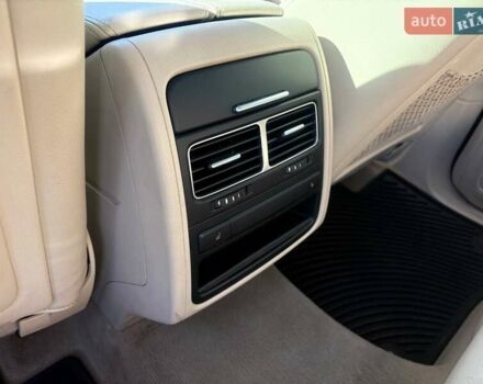 Черный Фольксваген Туарег, объемом двигателя 2.97 л и пробегом 267 тыс. км за 16000 $, фото 21 на Automoto.ua