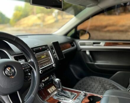 Чорний Фольксваген Туарег, об'ємом двигуна 3 л та пробігом 239 тис. км за 21200 $, фото 10 на Automoto.ua