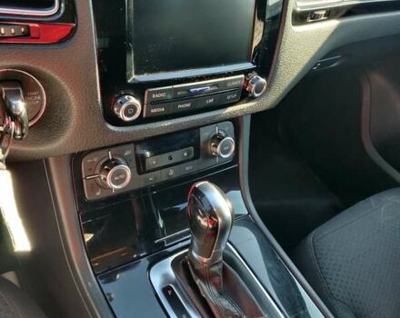 Черный Фольксваген Туарег, объемом двигателя 2.97 л и пробегом 214 тыс. км за 16600 $, фото 9 на Automoto.ua