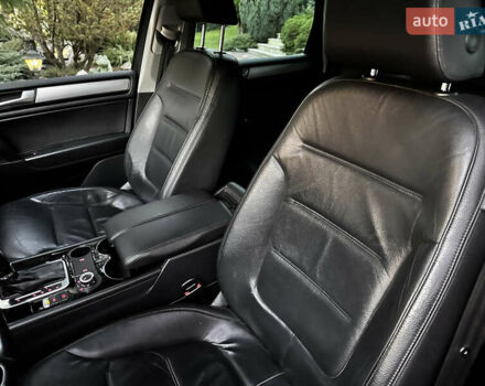 Черный Фольксваген Туарег, объемом двигателя 3 л и пробегом 310 тыс. км за 16500 $, фото 8 на Automoto.ua