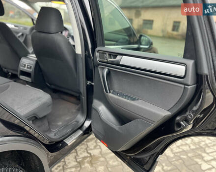 Черный Фольксваген Туарег, объемом двигателя 3 л и пробегом 159 тыс. км за 17500 $, фото 18 на Automoto.ua