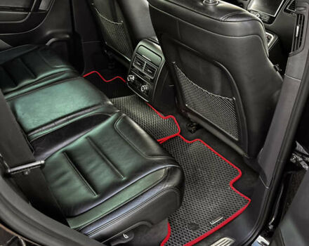 Черный Фольксваген Туарег, объемом двигателя 2.97 л и пробегом 281 тыс. км за 22500 $, фото 59 на Automoto.ua