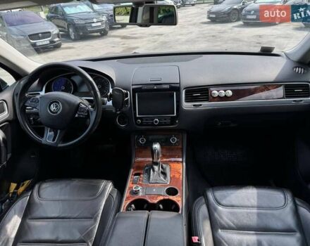 Черный Фольксваген Туарег, объемом двигателя 2.97 л и пробегом 349 тыс. км за 16500 $, фото 37 на Automoto.ua