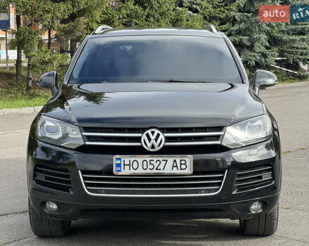 Чорний Фольксваген Туарег, об'ємом двигуна 3 л та пробігом 339 тис. км за 17200 $, фото 2 на Automoto.ua