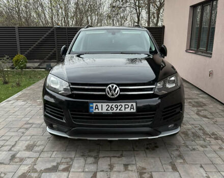 Черный Фольксваген Туарег, объемом двигателя 2.97 л и пробегом 236 тыс. км за 16700 $, фото 2 на Automoto.ua