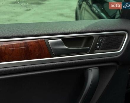 Черный Фольксваген Туарег, объемом двигателя 2.97 л и пробегом 349 тыс. км за 16500 $, фото 27 на Automoto.ua