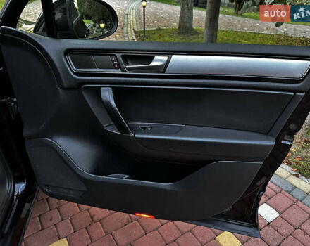 Черный Фольксваген Туарег, объемом двигателя 3 л и пробегом 310 тыс. км за 16500 $, фото 20 на Automoto.ua