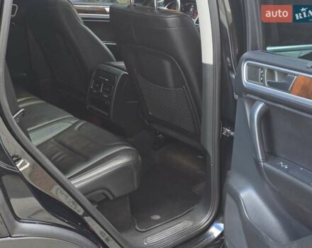 Черный Фольксваген Туарег, объемом двигателя 3 л и пробегом 180 тыс. км за 15499 $, фото 48 на Automoto.ua