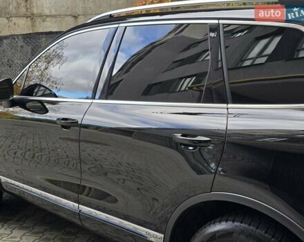 Чорний Фольксваген Туарег, об'ємом двигуна 3 л та пробігом 180 тис. км за 15499 $, фото 25 на Automoto.ua