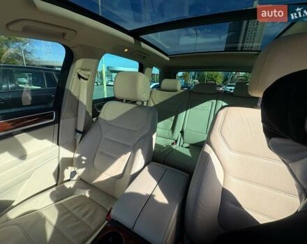 Черный Фольксваген Туарег, объемом двигателя 2.97 л и пробегом 267 тыс. км за 16000 $, фото 18 на Automoto.ua