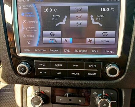 Черный Фольксваген Туарег, объемом двигателя 3 л и пробегом 240 тыс. км за 17800 $, фото 3 на Automoto.ua