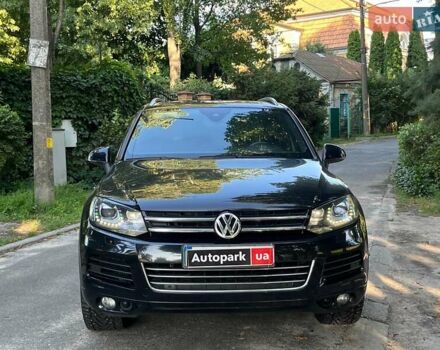 Чорний Фольксваген Туарег, об'ємом двигуна 4.2 л та пробігом 255 тис. км за 28440 $, фото 2 на Automoto.ua