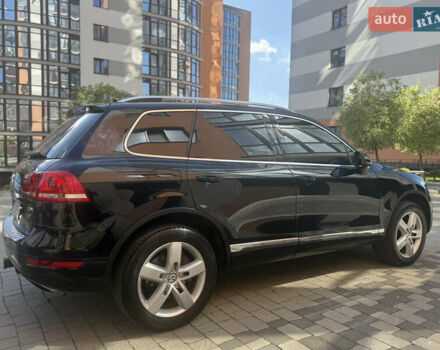 Черный Фольксваген Туарег, объемом двигателя 2.97 л и пробегом 280 тыс. км за 17500 $, фото 6 на Automoto.ua
