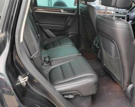 Черный Фольксваген Туарег, объемом двигателя 3 л и пробегом 236 тыс. км за 2700 $, фото 11 на Automoto.ua