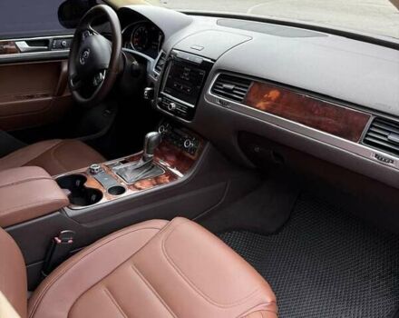 Черный Фольксваген Туарег, объемом двигателя 3.6 л и пробегом 290 тыс. км за 15200 $, фото 16 на Automoto.ua