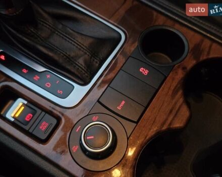 Черный Фольксваген Туарег, объемом двигателя 3 л и пробегом 180 тыс. км за 14499 $, фото 52 на Automoto.ua