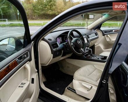 Черный Фольксваген Туарег, объемом двигателя 2.97 л и пробегом 275 тыс. км за 22000 $, фото 18 на Automoto.ua