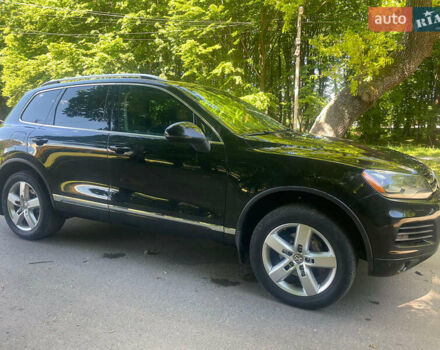 Черный Фольксваген Туарег, объемом двигателя 2.97 л и пробегом 329 тыс. км за 17999 $, фото 4 на Automoto.ua