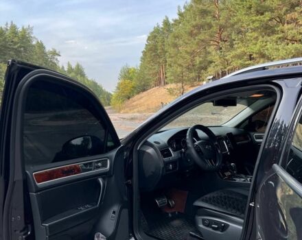 Чорний Фольксваген Туарег, об'ємом двигуна 3 л та пробігом 239 тис. км за 21200 $, фото 12 на Automoto.ua