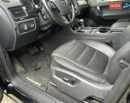 Черный Фольксваген Туарег, объемом двигателя 2.97 л и пробегом 256 тыс. км за 17900 $, фото 8 на Automoto.ua