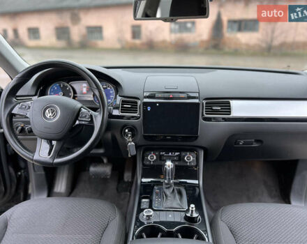 Черный Фольксваген Туарег, объемом двигателя 3 л и пробегом 159 тыс. км за 17500 $, фото 21 на Automoto.ua