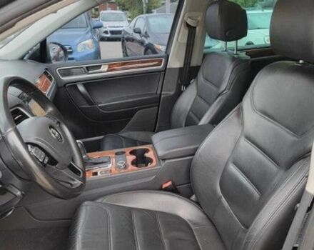 Черный Фольксваген Туарег, объемом двигателя 3 л и пробегом 236 тыс. км за 2700 $, фото 9 на Automoto.ua