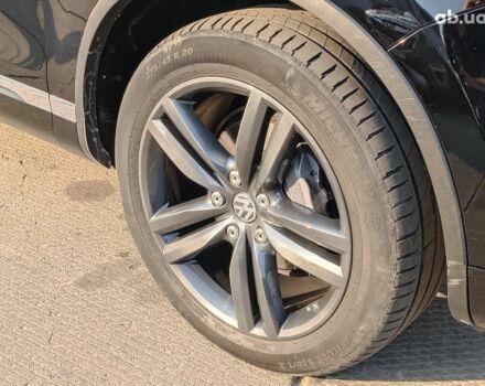 Черный Фольксваген Туарег, объемом двигателя 3 л и пробегом 207 тыс. км за 18990 $, фото 5 на Automoto.ua