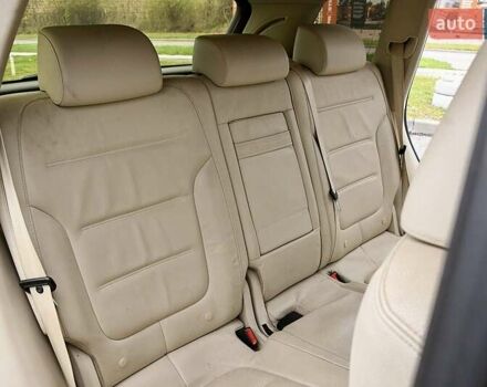 Черный Фольксваген Туарег, объемом двигателя 2.97 л и пробегом 275 тыс. км за 22000 $, фото 31 на Automoto.ua