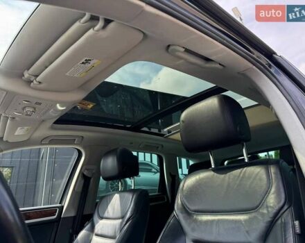 Черный Фольксваген Туарег, объемом двигателя 2.97 л и пробегом 349 тыс. км за 16500 $, фото 22 на Automoto.ua