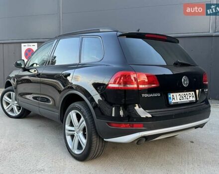 Чорний Фольксваген Туарег, об'ємом двигуна 3 л та пробігом 236 тис. км за 20750 $, фото 5 на Automoto.ua