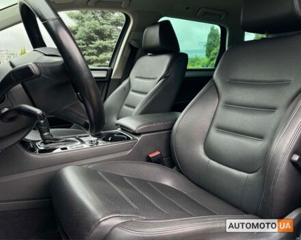 Черный Фольксваген Туарег, объемом двигателя 3 л и пробегом 196 тыс. км за 19990 $, фото 10 на Automoto.ua