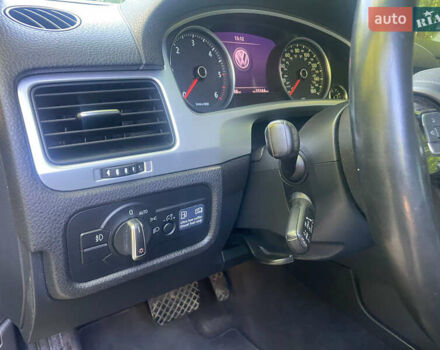 Черный Фольксваген Туарег, объемом двигателя 2.97 л и пробегом 329 тыс. км за 17999 $, фото 12 на Automoto.ua