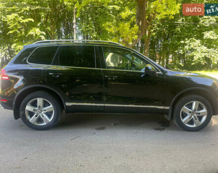 Черный Фольксваген Туарег, объемом двигателя 2.97 л и пробегом 329 тыс. км за 17999 $, фото 1 на Automoto.ua