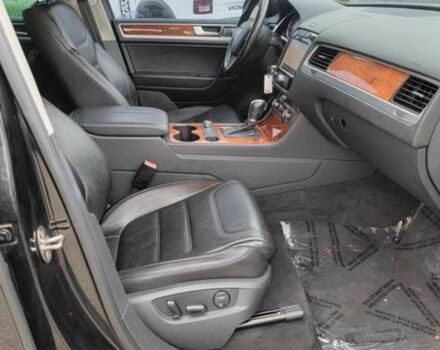 Черный Фольксваген Туарег, объемом двигателя 3 л и пробегом 236 тыс. км за 2700 $, фото 14 на Automoto.ua