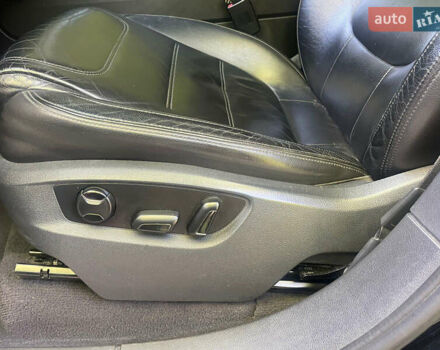 Черный Фольксваген Туарег, объемом двигателя 2.97 л и пробегом 329 тыс. км за 17999 $, фото 19 на Automoto.ua