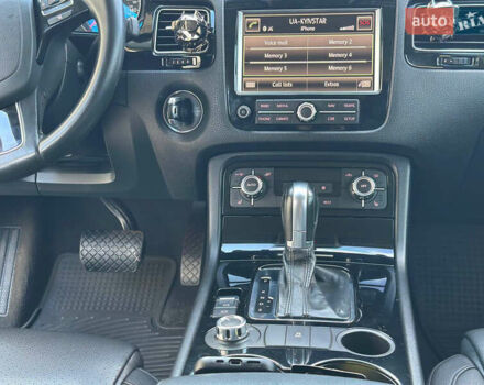 Чорний Фольксваген Туарег, об'ємом двигуна 2.97 л та пробігом 204 тис. км за 16500 $, фото 38 на Automoto.ua