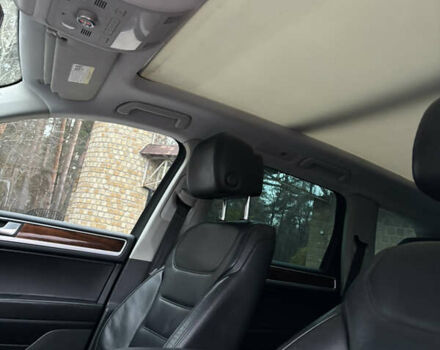 Черный Фольксваген Туарег, объемом двигателя 3 л и пробегом 216 тыс. км за 19500 $, фото 17 на Automoto.ua