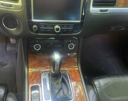 Черный Фольксваген Туарег, объемом двигателя 2.97 л и пробегом 329 тыс. км за 17999 $, фото 17 на Automoto.ua