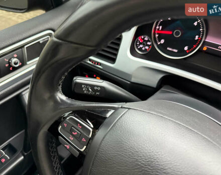 Чорний Фольксваген Туарег, об'ємом двигуна 2.97 л та пробігом 230 тис. км за 19999 $, фото 16 на Automoto.ua