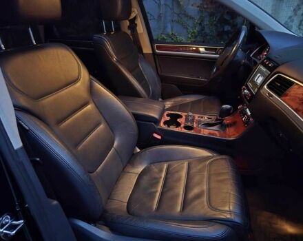 Чорний Фольксваген Туарег, об'ємом двигуна 3 л та пробігом 180 тис. км за 14499 $, фото 20 на Automoto.ua